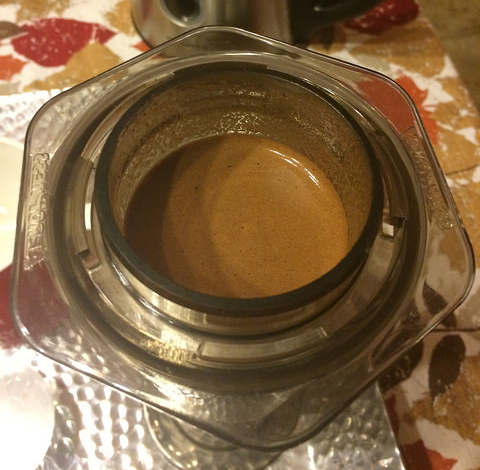 this is crema in Aeropress